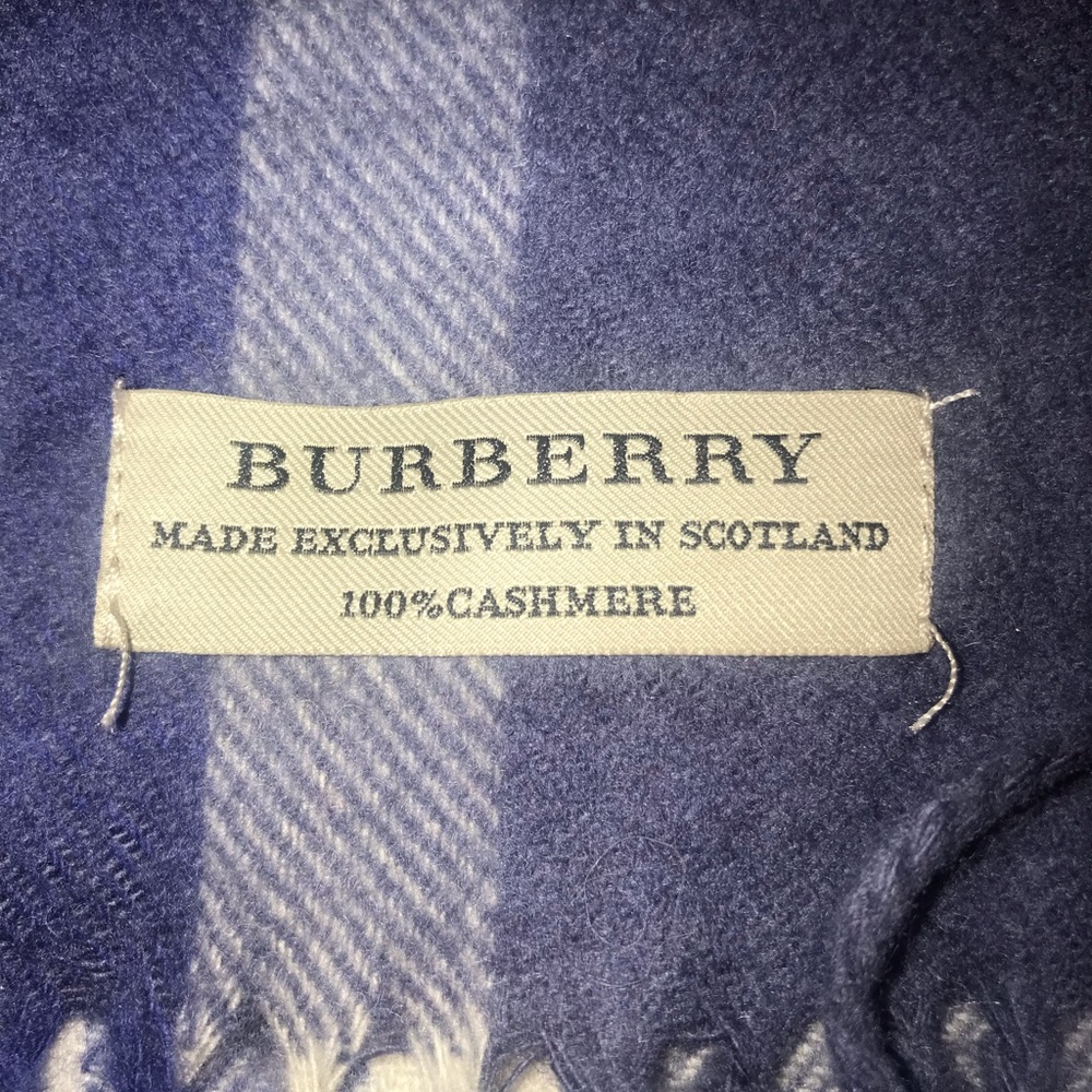 Blue Cashmere Burberry Scarf - Picture 3 of 5